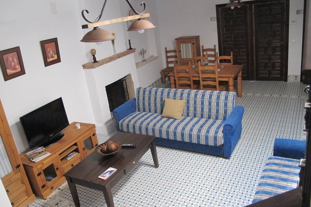 Casa Las Torres Medina de las Torres ภายนอก รูปภาพ